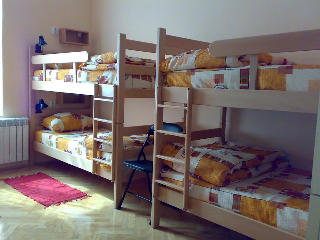 Hostel M Белград Стая снимка